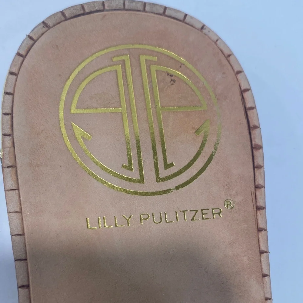 Lilly Pulitzer White Sandals with Pink Floral Accent - Picture 5 of 8